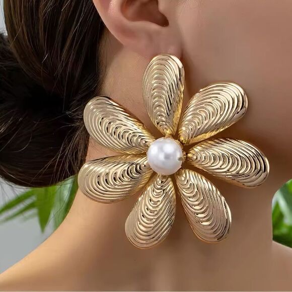 Oversized Gold-Tone Floral Earrings with pearl Accents - Picture 1 of 11